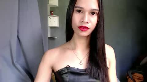 urseductivebarbie_xx01 online show from January 12, 3:35 am