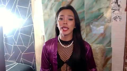 TYRA online show from March 23, 1:32 am