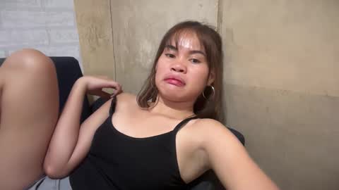 ursexypinayy online show from January 12, 12:23 pm