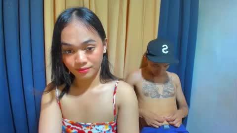 urslutty_mayie online show from May 28, 7:45 pm