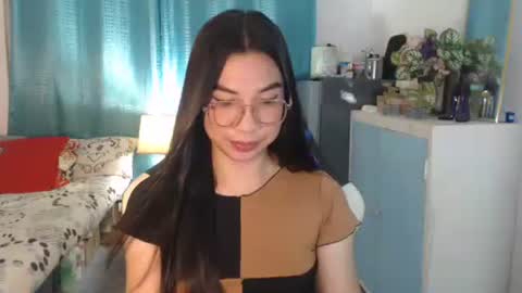 Ashley Kate Mateo Gray online show from January 19, 10:36 am