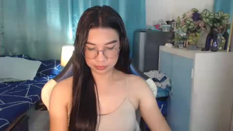 Snapshot of urwetasianprincessxx chatting on October 20, 12:32 pm Ashley Kate Mateo Gray online show from October 20, 12:32 pm