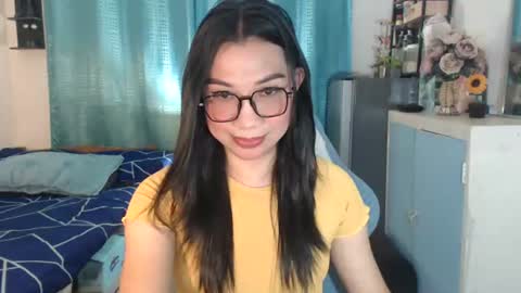 Ashley Kate Mateo Gray online show from July 6, 9:17 am