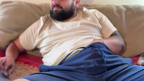 user1990jr online show from December 1, 12:58 pm