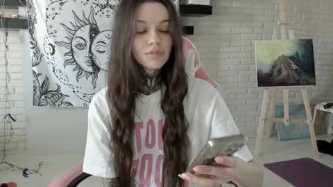 Eva online show from March 11, 10:51 am