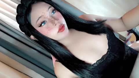 Snapshot of vae_sha chatting on October 8, 8:20 am JESS - DONT FORGET TO FOLLOW ME AND GIVE ME THUMBS UP online show from October 8, 8:20 am