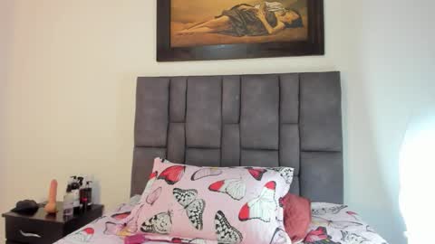 Vahiolet smith online show from March 5, 3:04 am