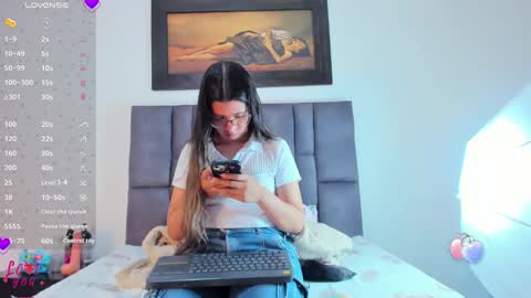 Vahiolet smith online show from April 9, 2:59 am