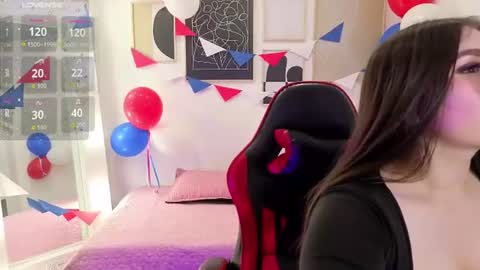 val_dreams7 online show from July 10, 8:57 pm
