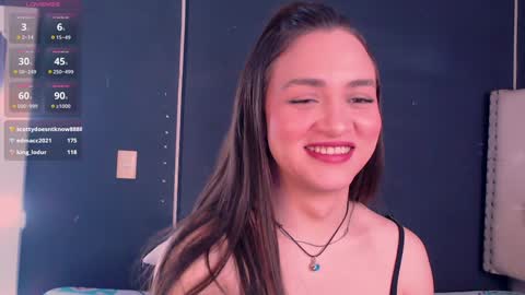 Snapshot of valen_thompson chatting on December 13, 10:13 pm IG-valen mendoza99  twitter valenthompson99 online show from December 13, 10:13 pm