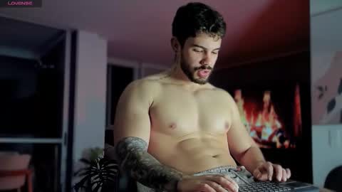 valenthinoking online show from January 12, 2:29 am