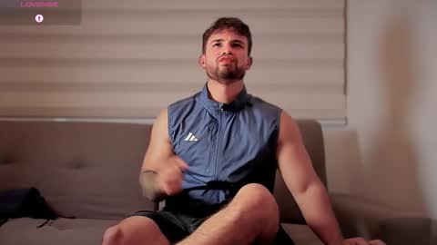 valenthinoking online show from October 9, 4:40 am