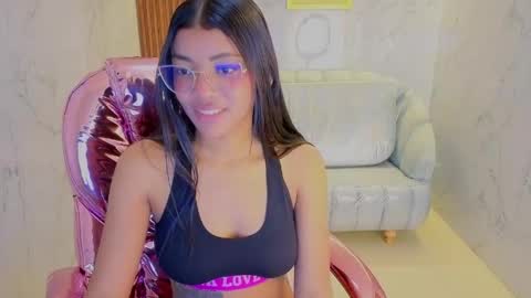Valentina  online show from May 23, 1:18 pm