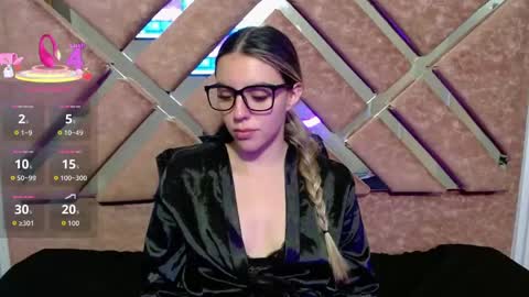 Valentina online show from April 15, 3:15 pm