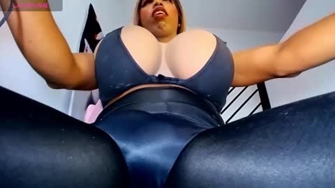 valentinabigcock23 online show from September 19, 5:11 am