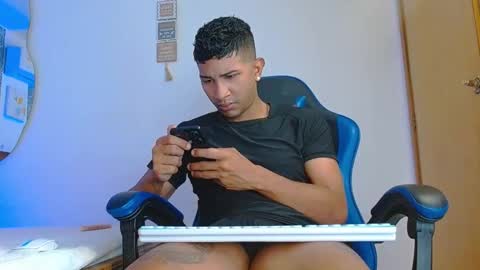 Mistery Guy online show from December 20, 1:01 am