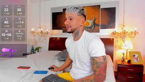  Valentinos  online show from December 1, 1:14 am