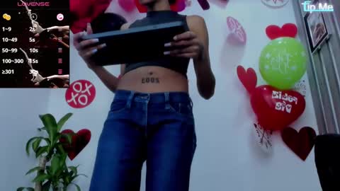 valenvilla online show from February 15, 10:33 am