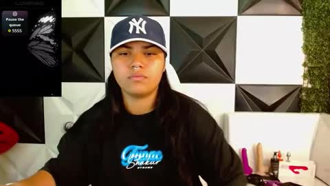 valeri_harpers4 online show from February 19, 2:11 am