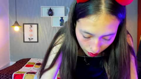 Snapshot of valeria_rossi7 chatting on December 21, 5:18 pm Valeria online show from December 21, 5:18 pm