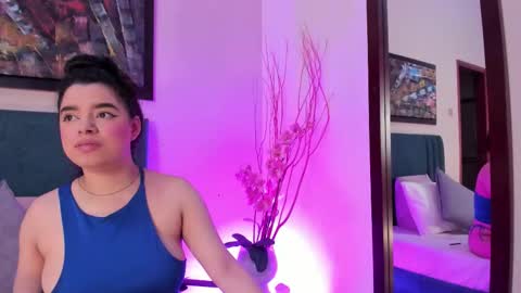 ValeriaBlythe online show from February 17, 11:42 am