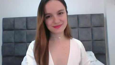 valeriafrannco online show from March 8, 4:23 am