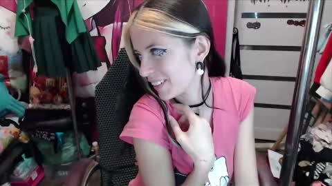 ValeriaXKiss online show from December 15, 6:59 pm