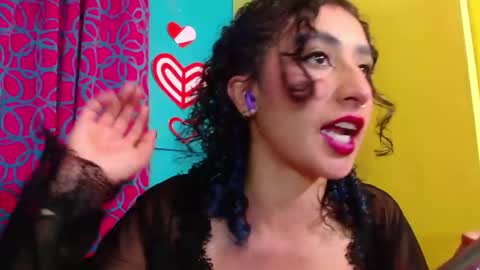 vale online show from February 26, 4:49 pm