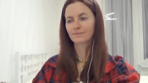 Snapshot of valerie_rose777 chatting on December 1, 9:50 pm valerie_rose777 online show from December 1, 9:50 pm