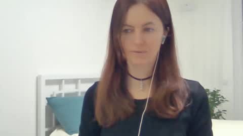 Snapshot of valerie_rose777 chatting on February 23, 10:31 pm valerie_rose777 online show from February 23, 10:31 pm