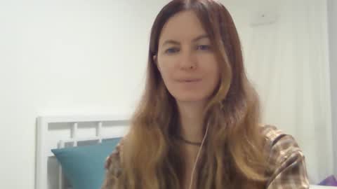 valerie_rose777 online show from November 6, 8:12 pm