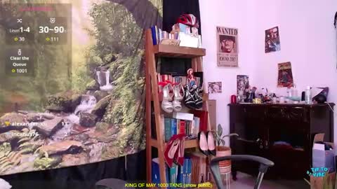 Valerie online show from May 9, 6:25 pm