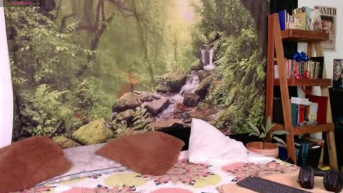 Valerie online show from April 8, 3:09 am