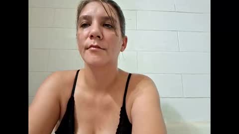 ValerieRayne online show from November 7, 7:44 am