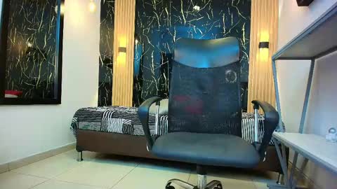 VALERIO  online show from May 11, 3:35 am