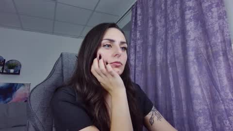 Valerie online show from November 24, 2:27 pm