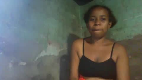 valerinezah online show from June 12, 7:24 pm