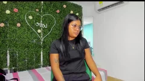 Valery online show from January 18, 11:00 pm