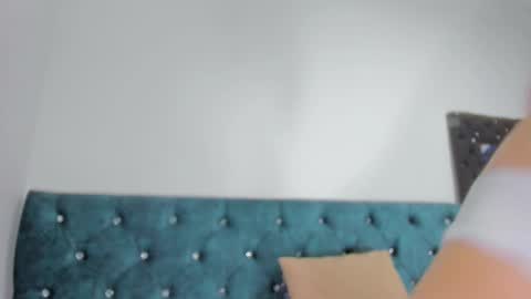 valery_adams13 online show from October 2, 12:15 pm