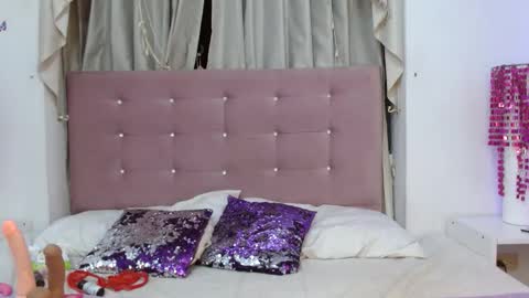 Valerie  online show from November 28, 3:47 am