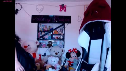 B V Naughty online show from November 7, 9:28 pm