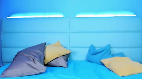 Valery Jackzon online show from December 2, 5:04 am