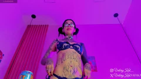 valerykat_ online show from February 13, 11:46 am