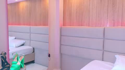 Vale online show from November 19, 12:04 pm