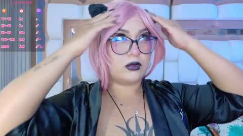 Valkiria moore  online show from September 29, 9:25 pm