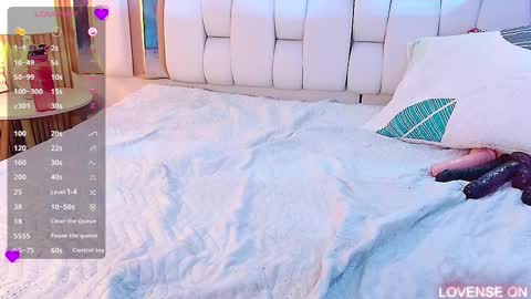 Valkiria moore  online show from March 10, 11:06 pm