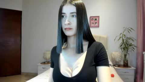 Macarena online show from February 12, 4:16 am