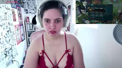 Snapshot of vallolet1_ chatting on September 27, 6:38 pm Im Violet online show from September 27, 6:38 pm