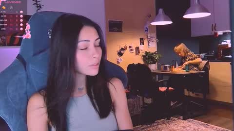 Little Devil online show from October 18, 5:28 pm