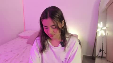 valy_shyness online show from October 12, 12:25 am